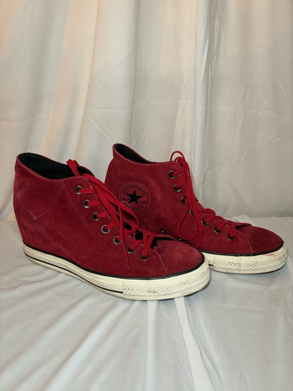 Converse All Star Women’s Hidden Wedge Suede Platform Shoes Brick Crimson